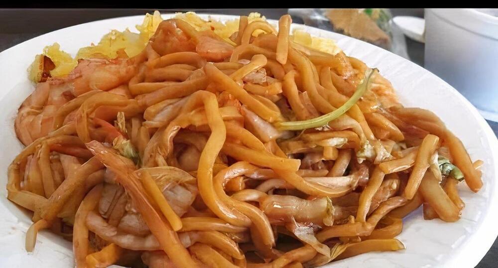 C5. Shrimp Lo Mein Noodles