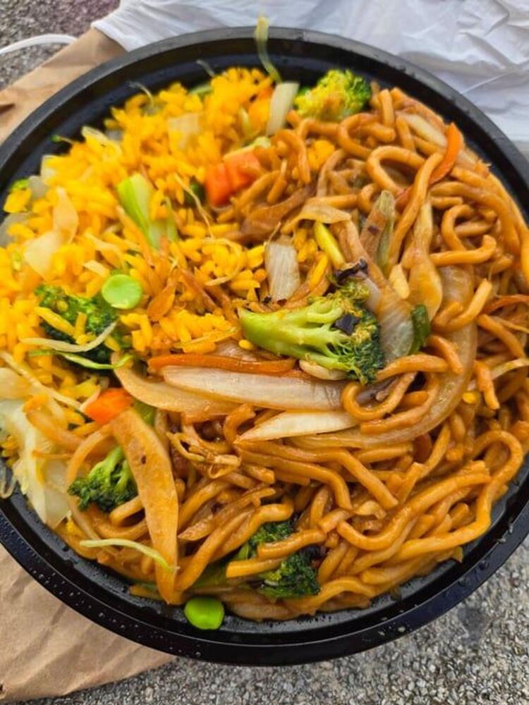 L3. Vegetable Lo Mein