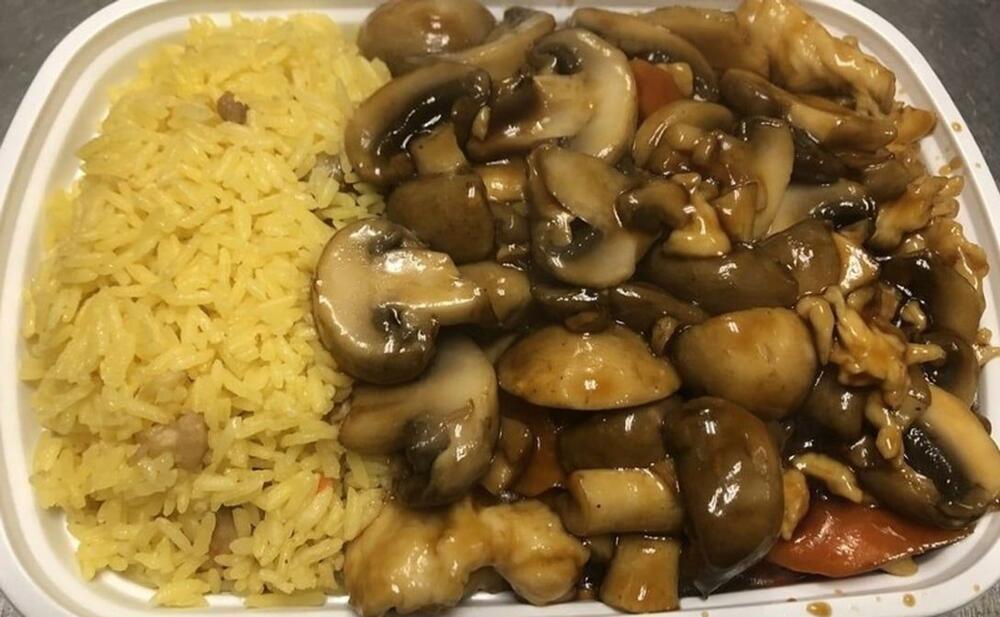 L16. Chicken w. Mushroom