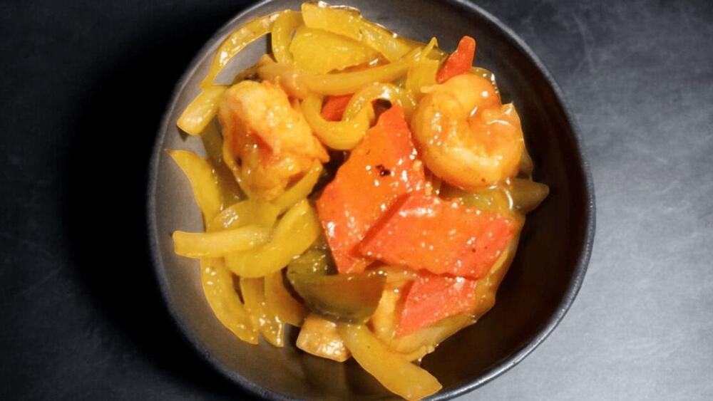 59. Curry Shrimp with Onion